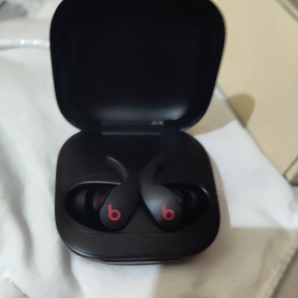 Beats by Dre Black Earbud Headphones